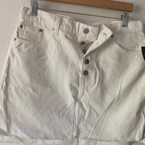 Lucky Brand - White Denim  MID RISE MINI SKIRT